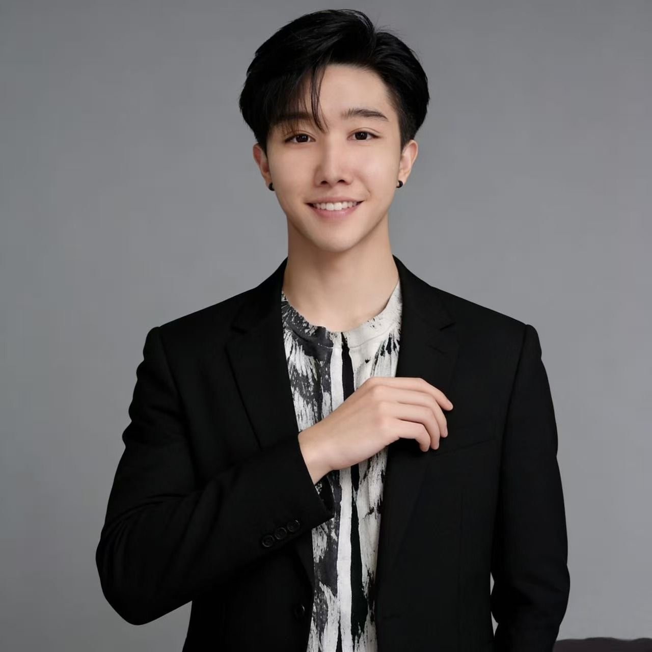 Yan Yi
